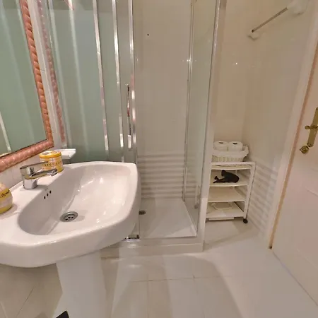 Skol 212. Two Bedrooms Duplex In Centre On The Beachfront.