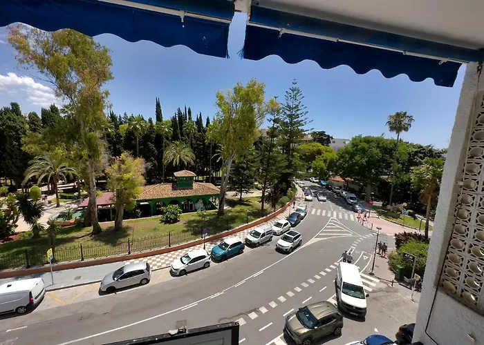 Skol 212. Two Bedrooms Duplex In Centre On The Beachfront. Appartamento Marbella